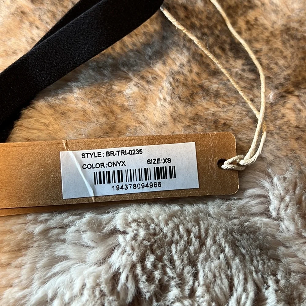 Skims fits everybody‎ triangle bralette - Picture 4 of 5